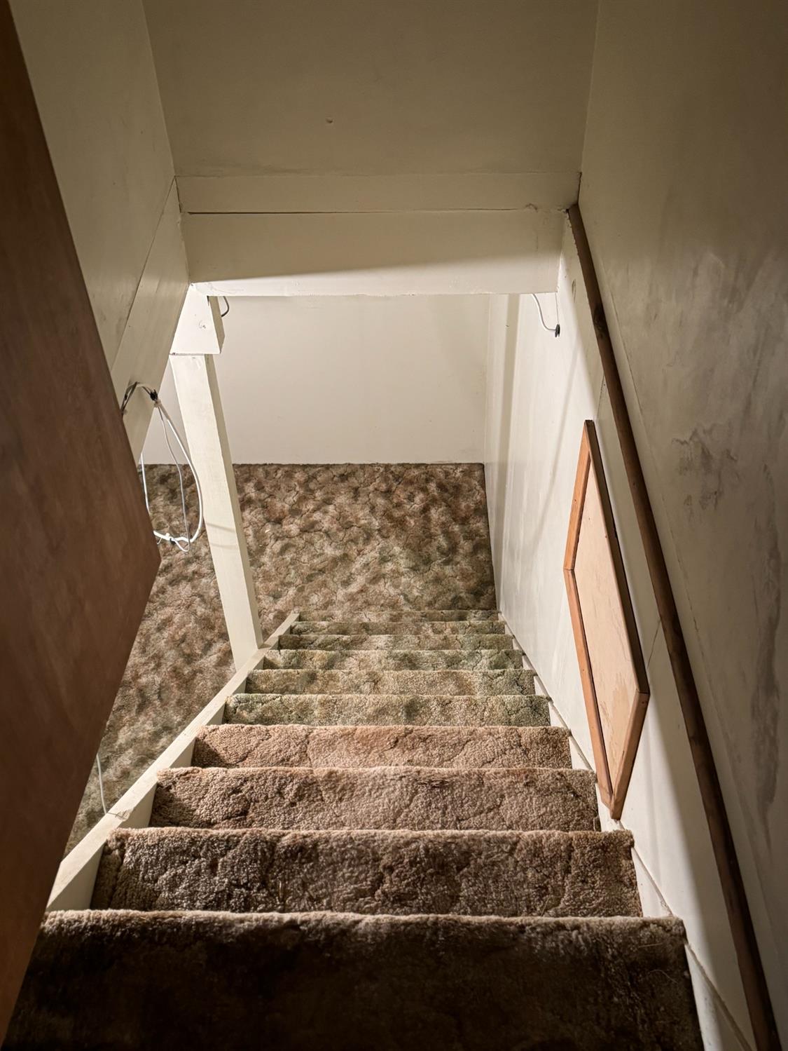 1725 E Goshen Ave, Visalia, CA 93292