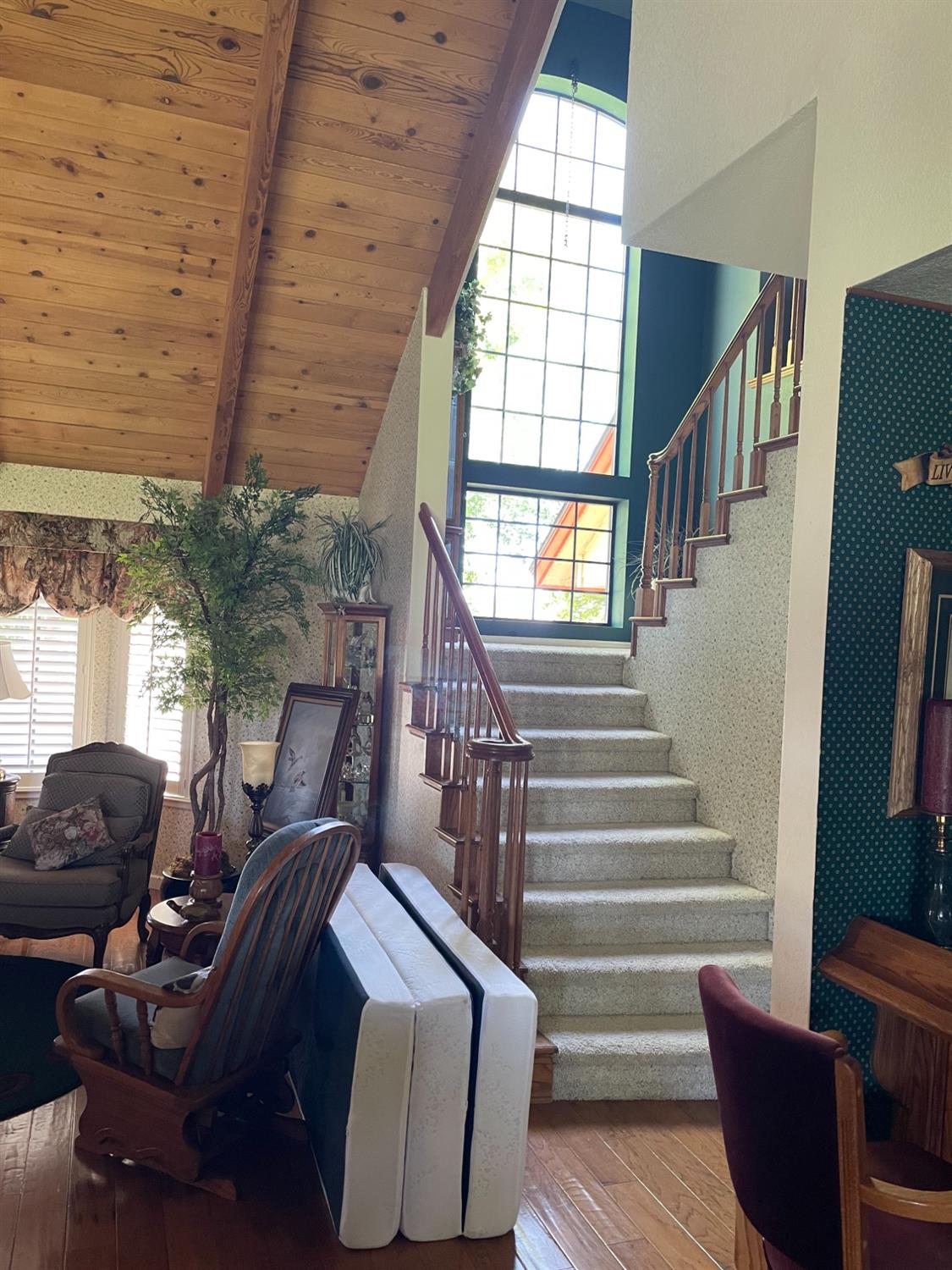 13925 E Shaw Ave, Sanger, CA 93657