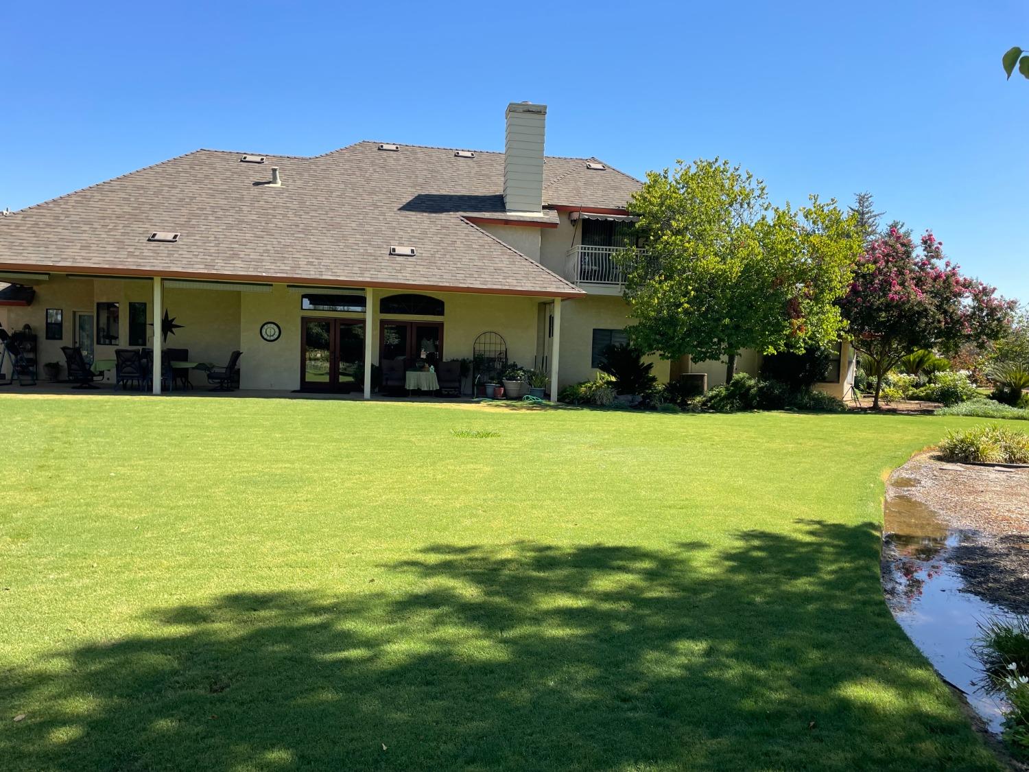 13925 E Shaw Ave, Sanger, CA 93657