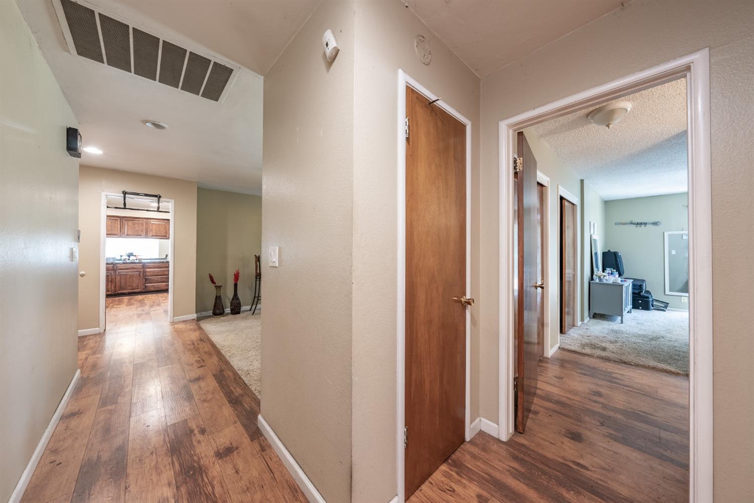 165 W Magnolia Ave, Hanford, CA 93230