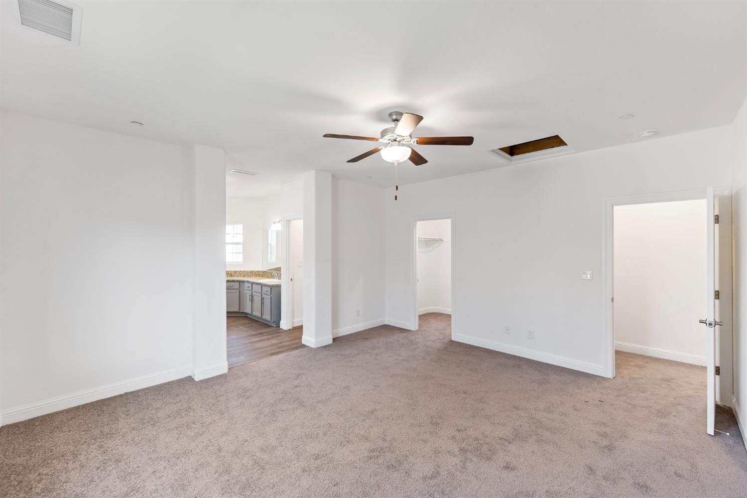 4422 W Langden Dr #Lot14, Fresno, CA 93722