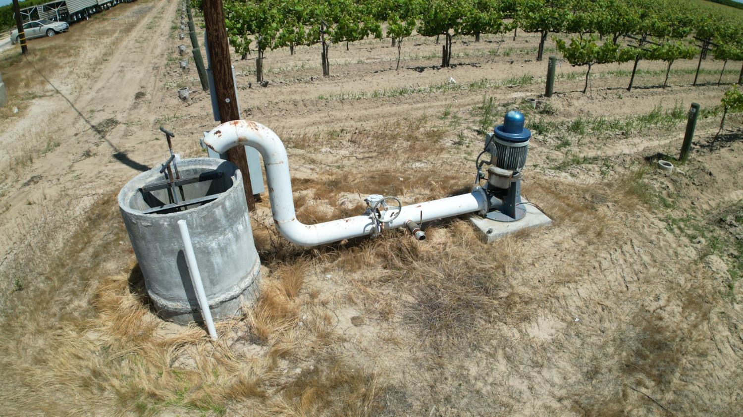 11250 E Dinuba Ave, Selma, CA 93662