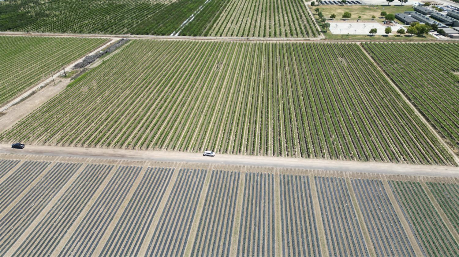 11250 E Dinuba Ave, Selma, CA 93662