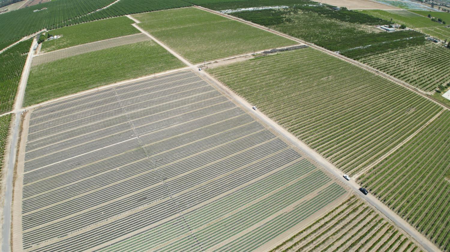 11250 E Dinuba Ave, Selma, CA 93662