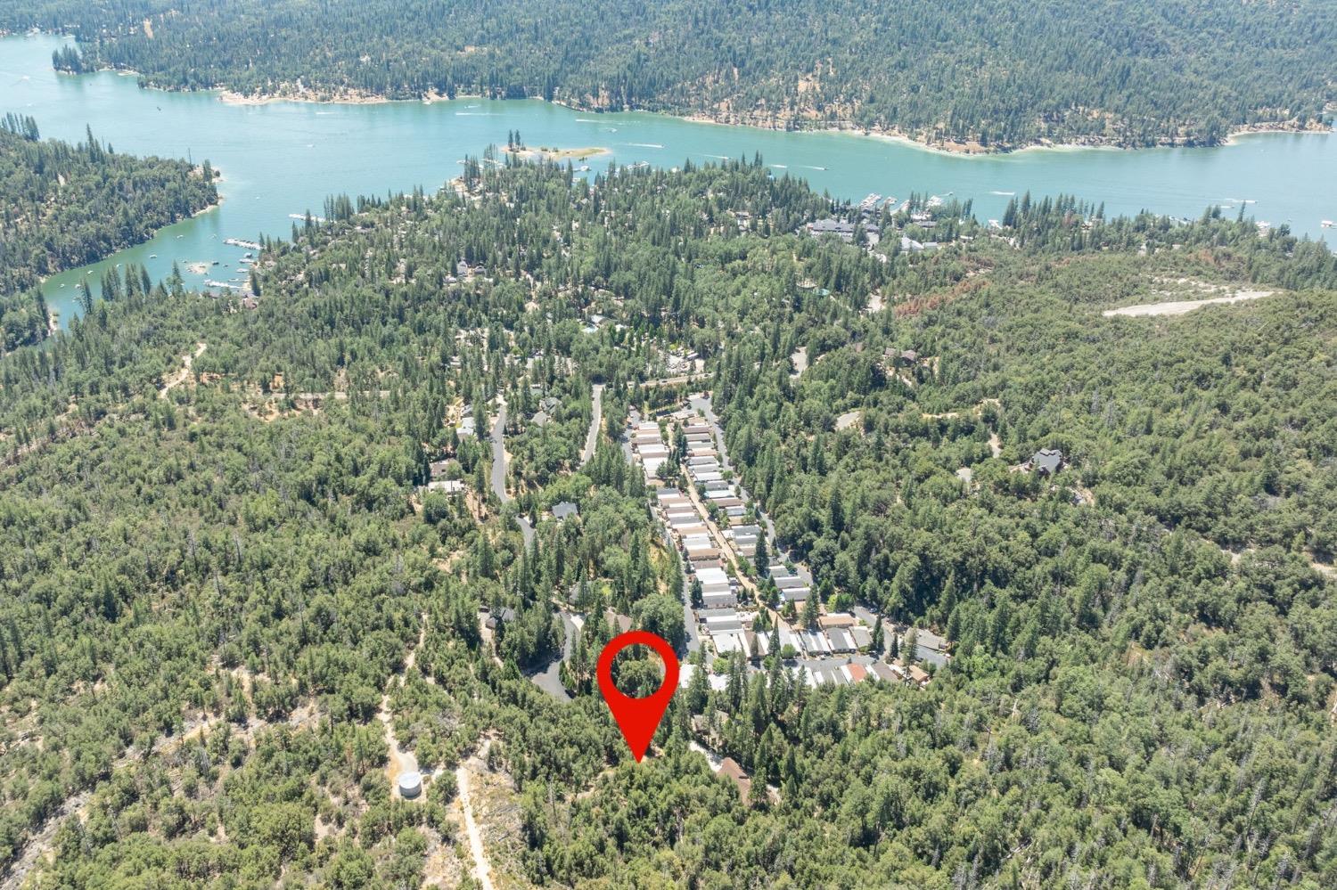 8 N Cedar Vista Circle, Bass Lake, CA 93604