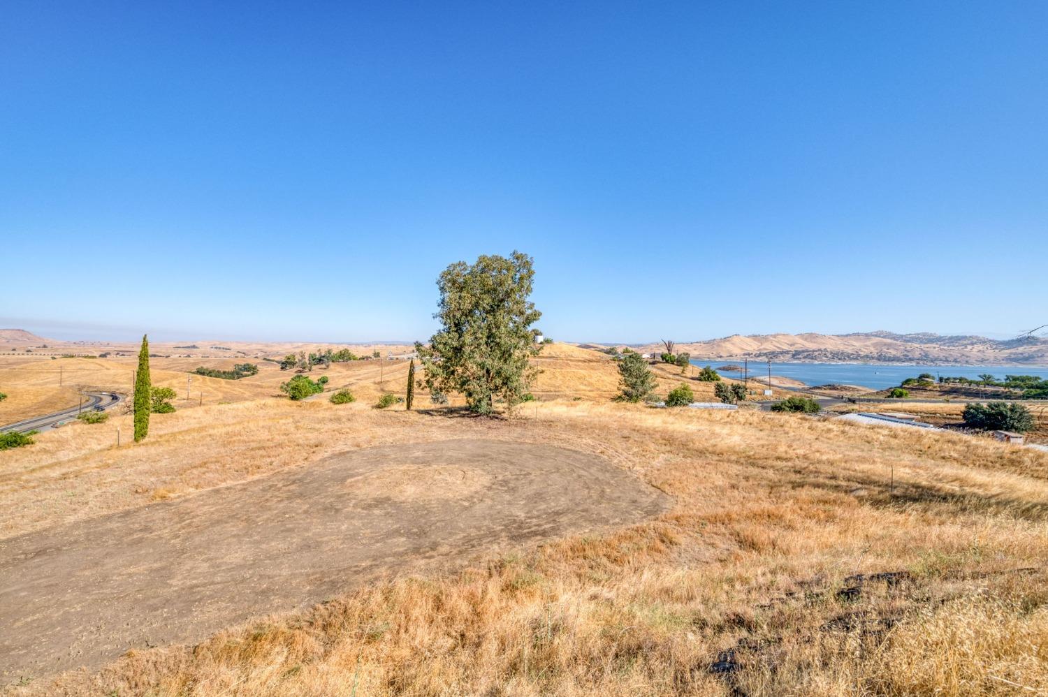 0 0 No Address Available, Friant, CA 93626