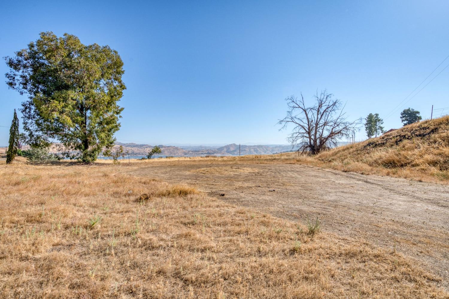 0 0 No Address Available, Friant, CA 93626