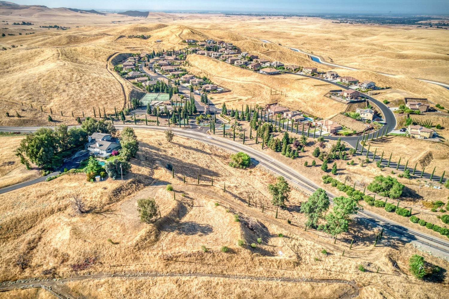 0 0 No Address Available, Friant, CA 93626