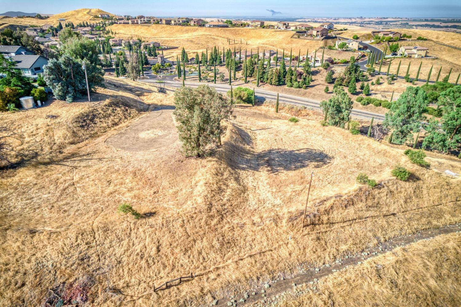 0 0 No Address Available, Friant, CA 93626