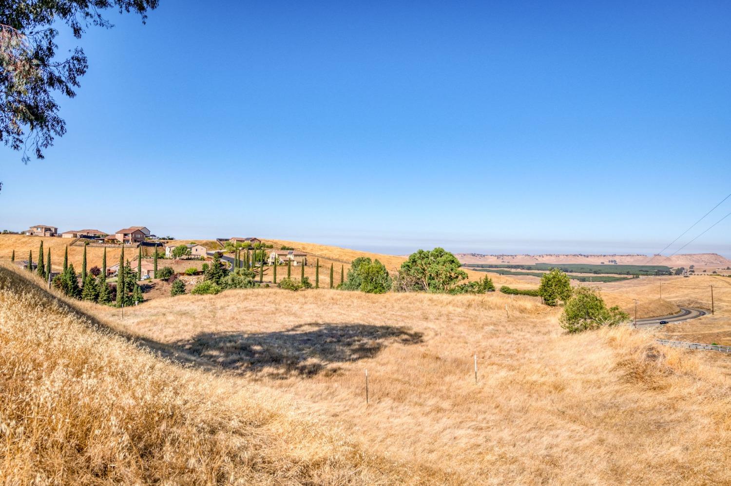 0 0 No Address Available, Friant, CA 93626