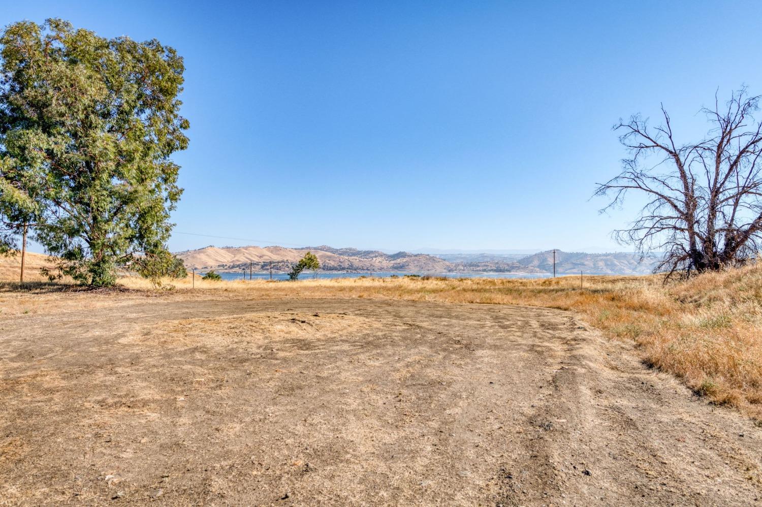 0 0 No Address Available, Friant, CA 93626