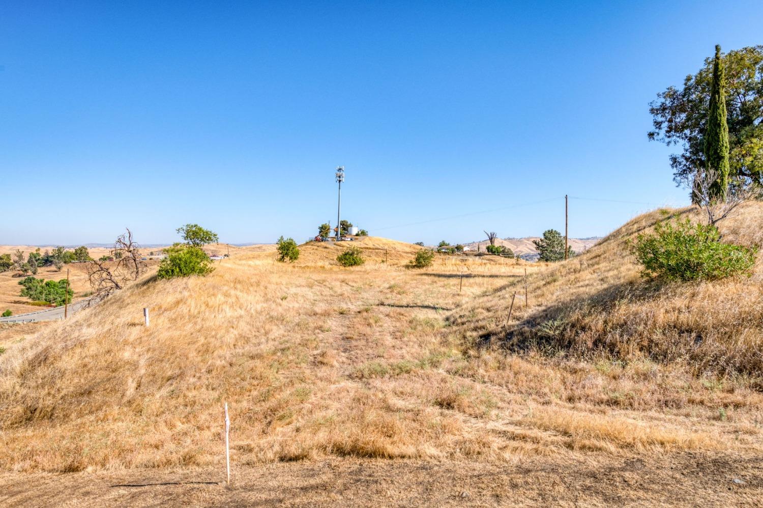 0 0 No Address Available, Friant, CA 93626