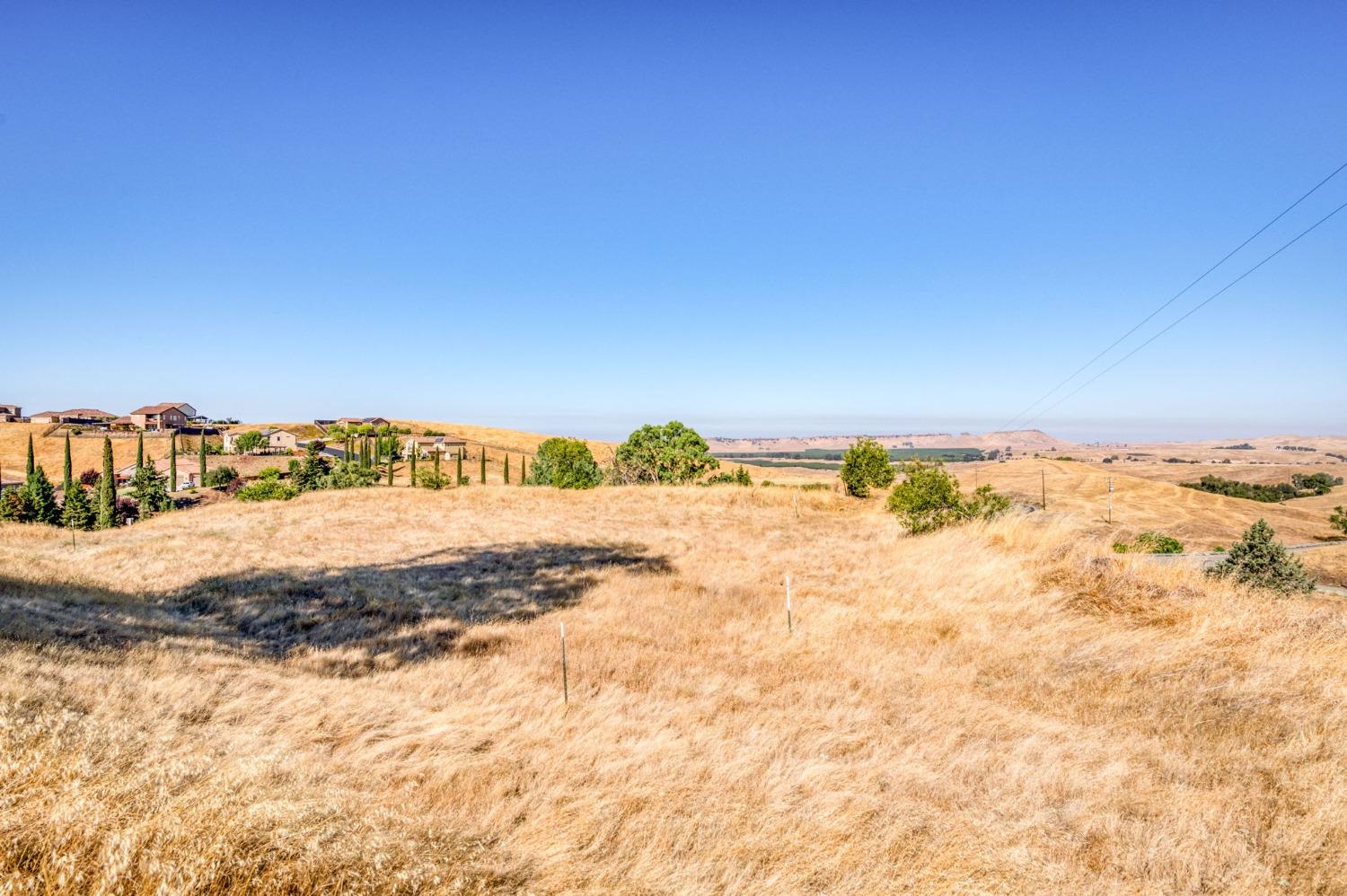 0 0 No Address Available, Friant, CA 93626