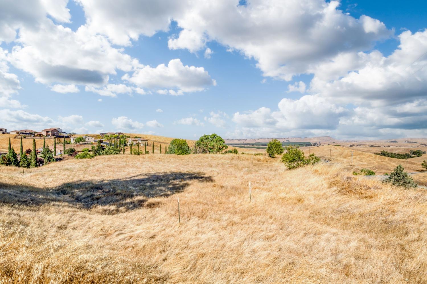 0 0 No Address Available, Friant, CA 93626