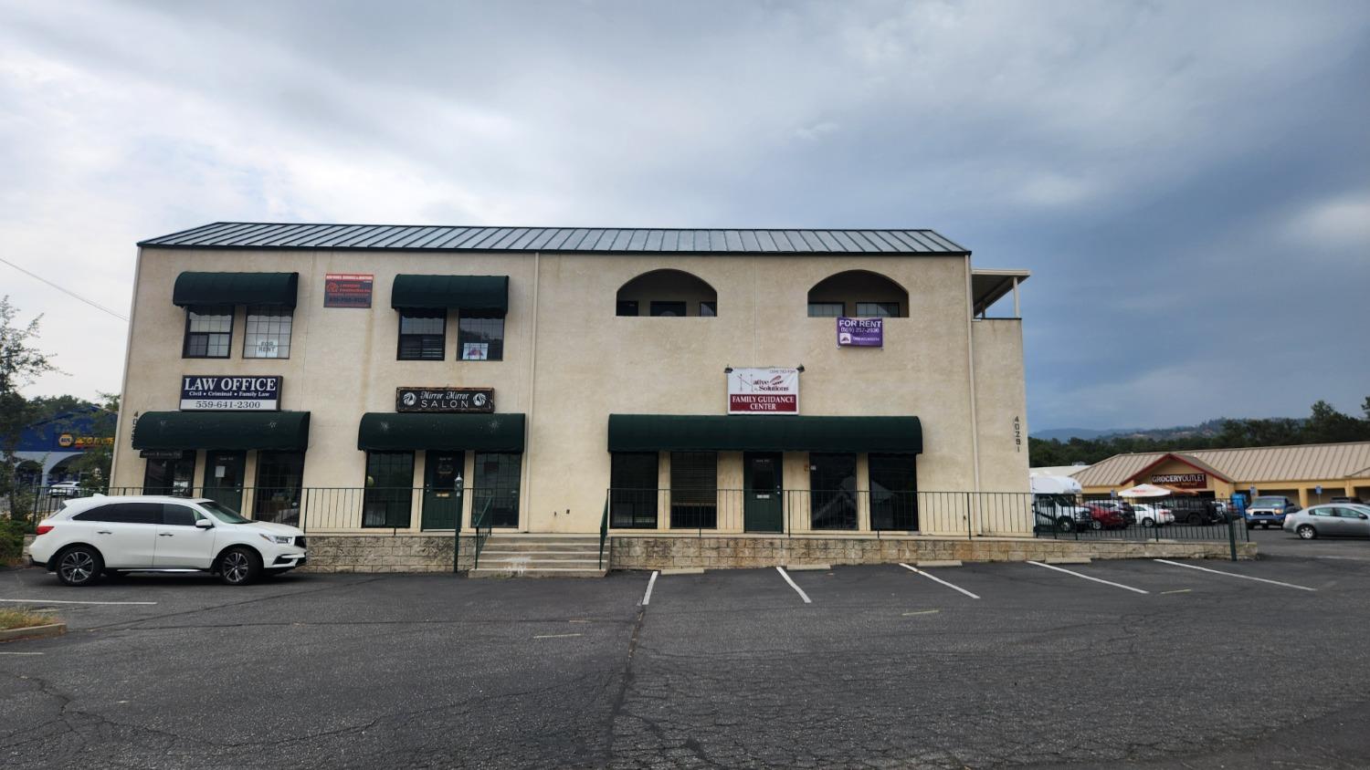 40291 Junction Dr, Oakhurst, CA 93644