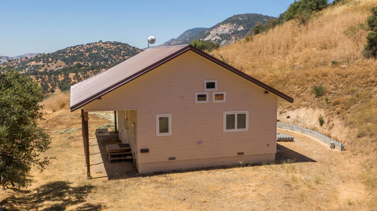 44981 Todd Eymann Rd, Miramonte, CA 93641