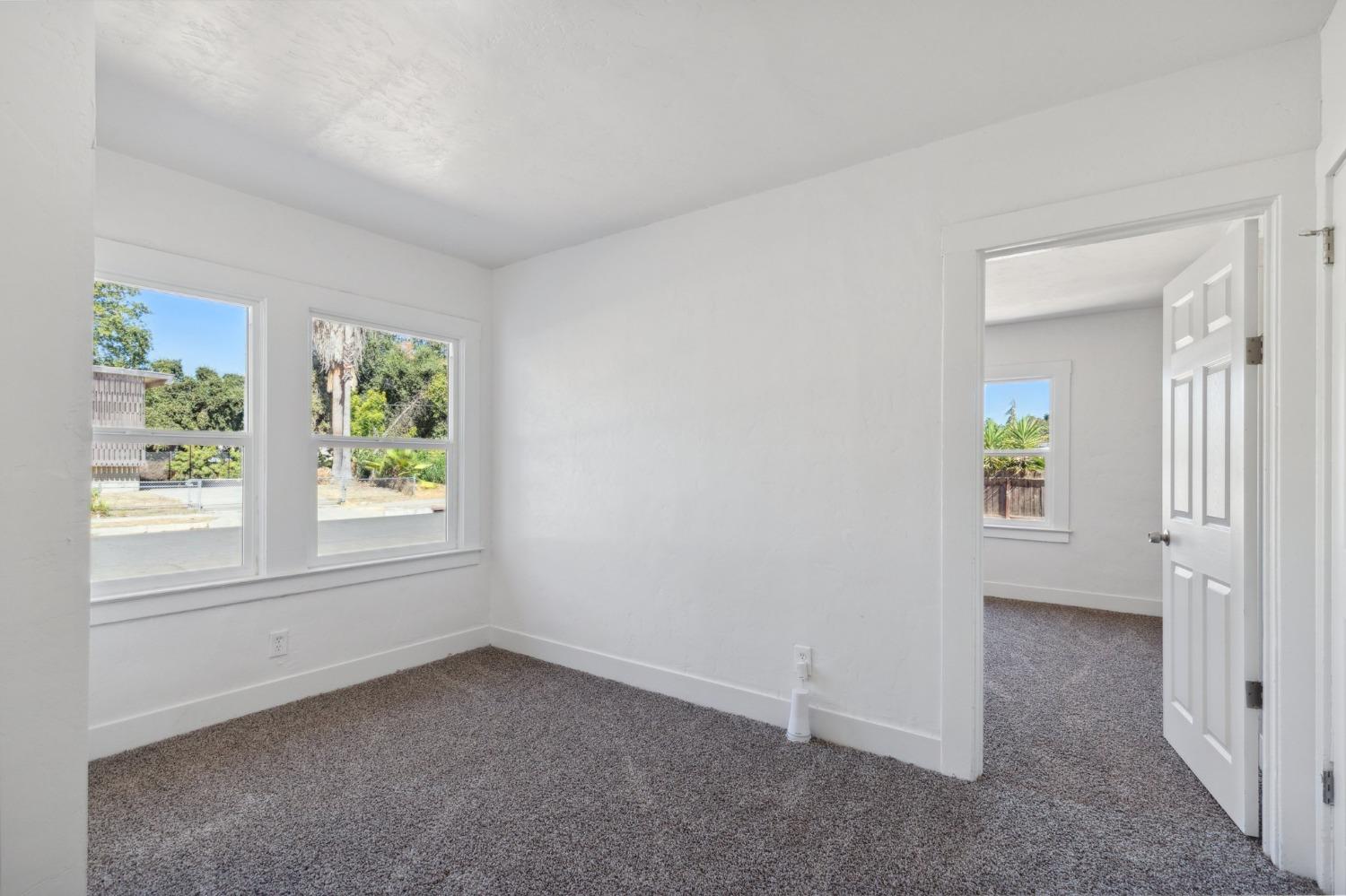 603 E Mildreda Ave, Fresno, CA 93701