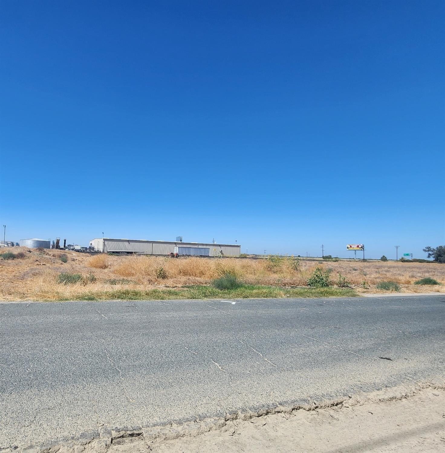 368 Avenue, Traver, CA 93673