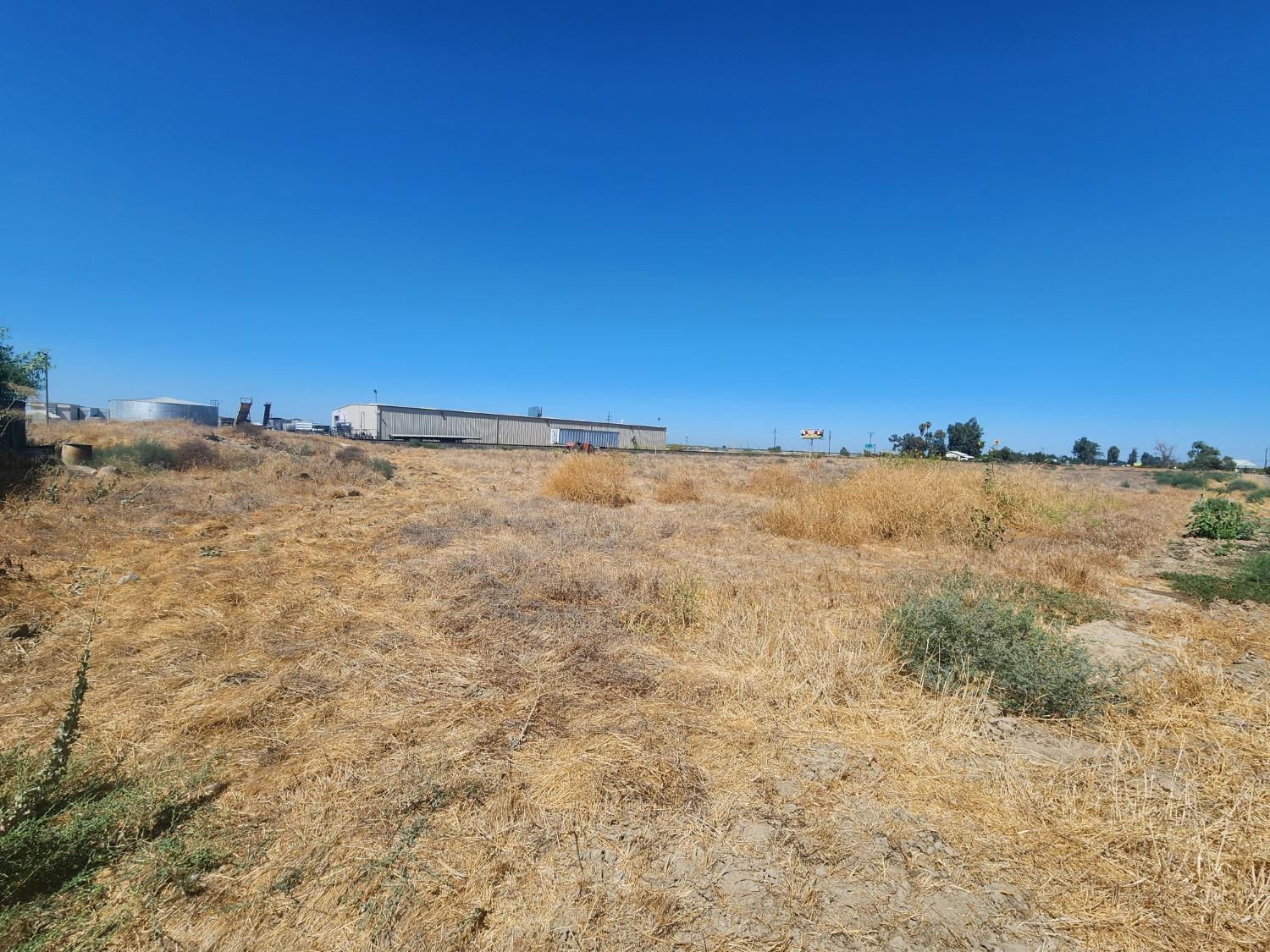 368 Avenue, Traver, CA 93673