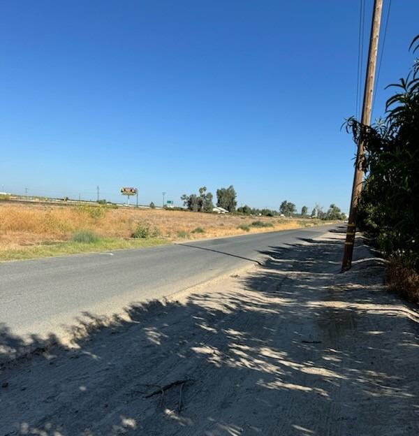 368 Avenue, Traver, CA 93673