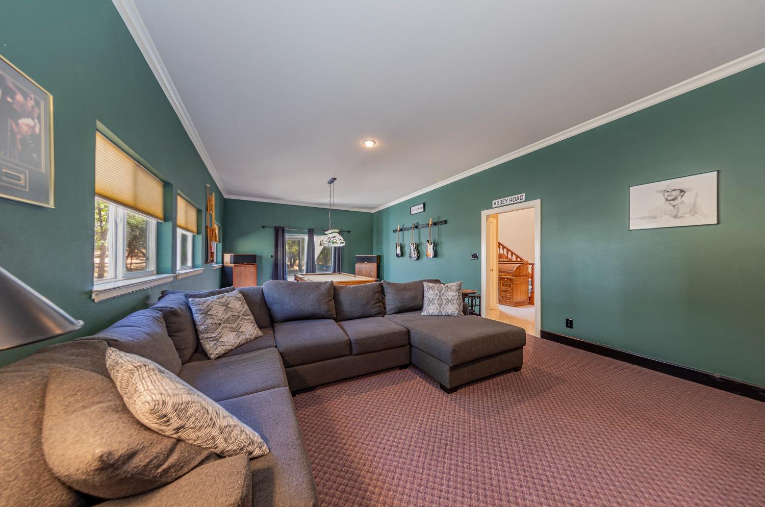 46469 Wallu Ln, Ahwahnee, CA 93601