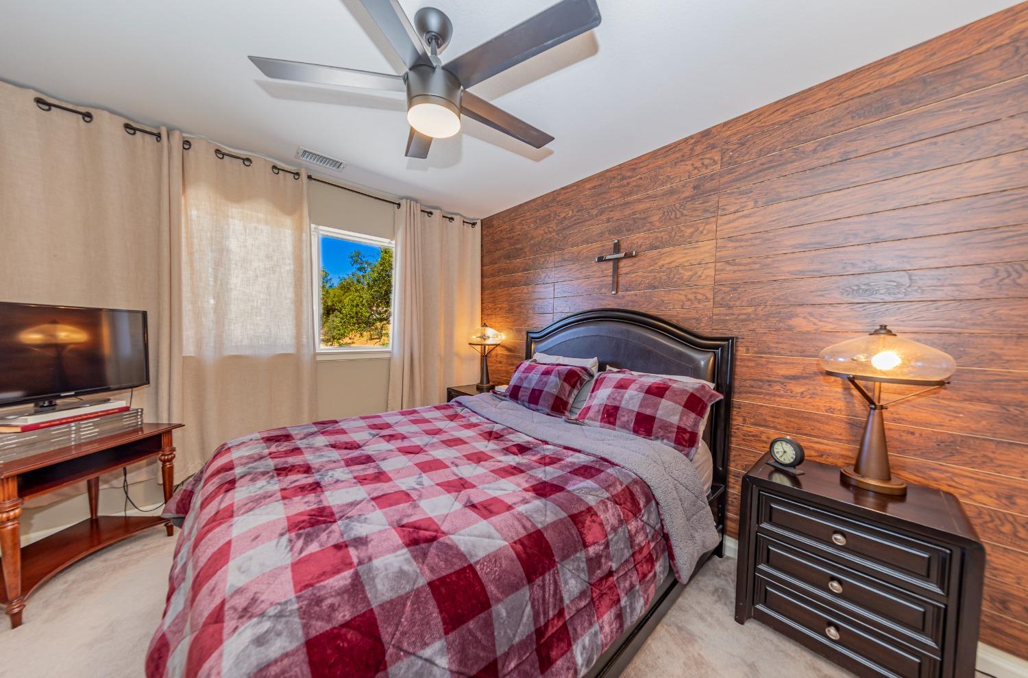 46469 Wallu Ln, Ahwahnee, CA 93601