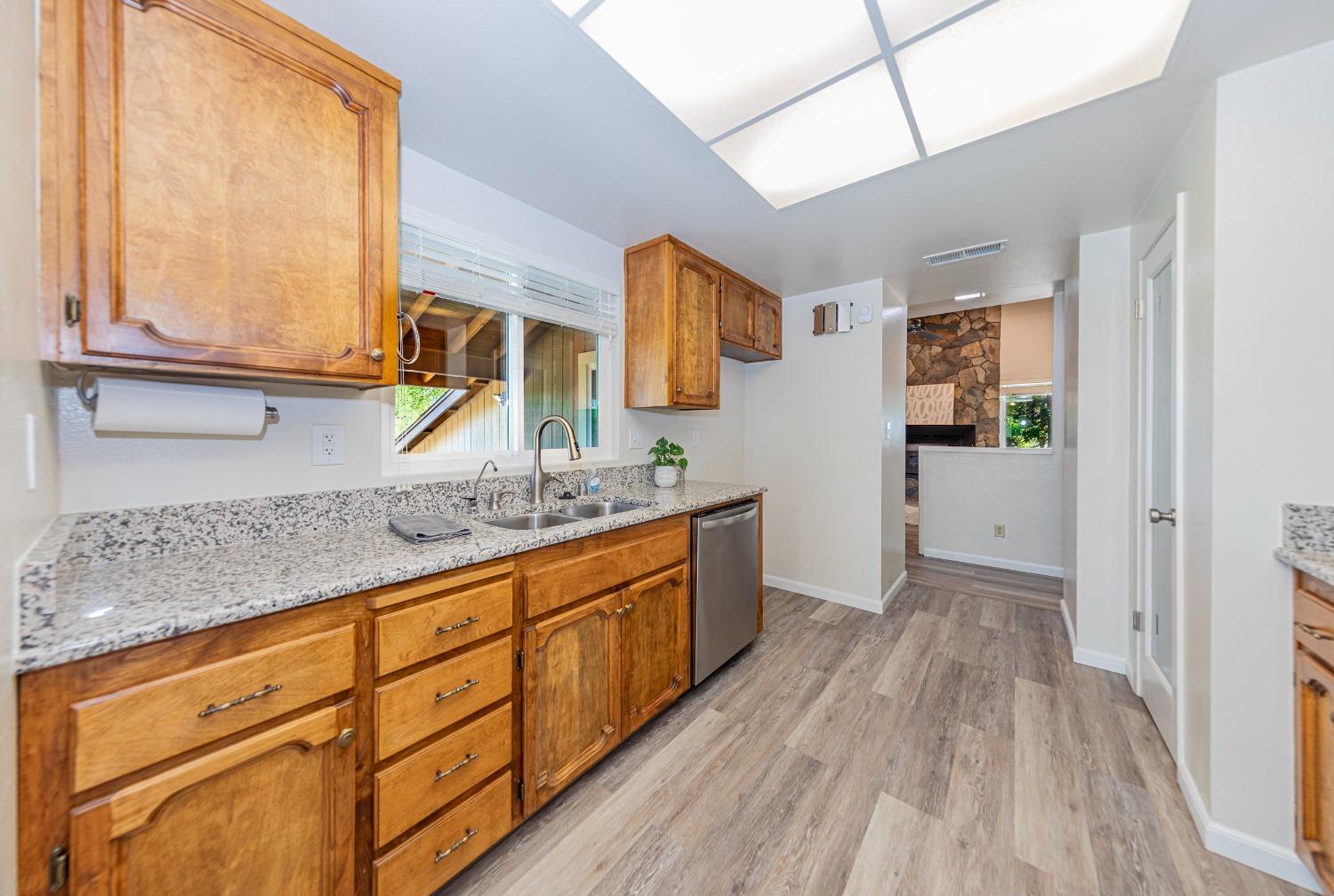 41243 Pamela Pl, Oakhurst, CA 93644