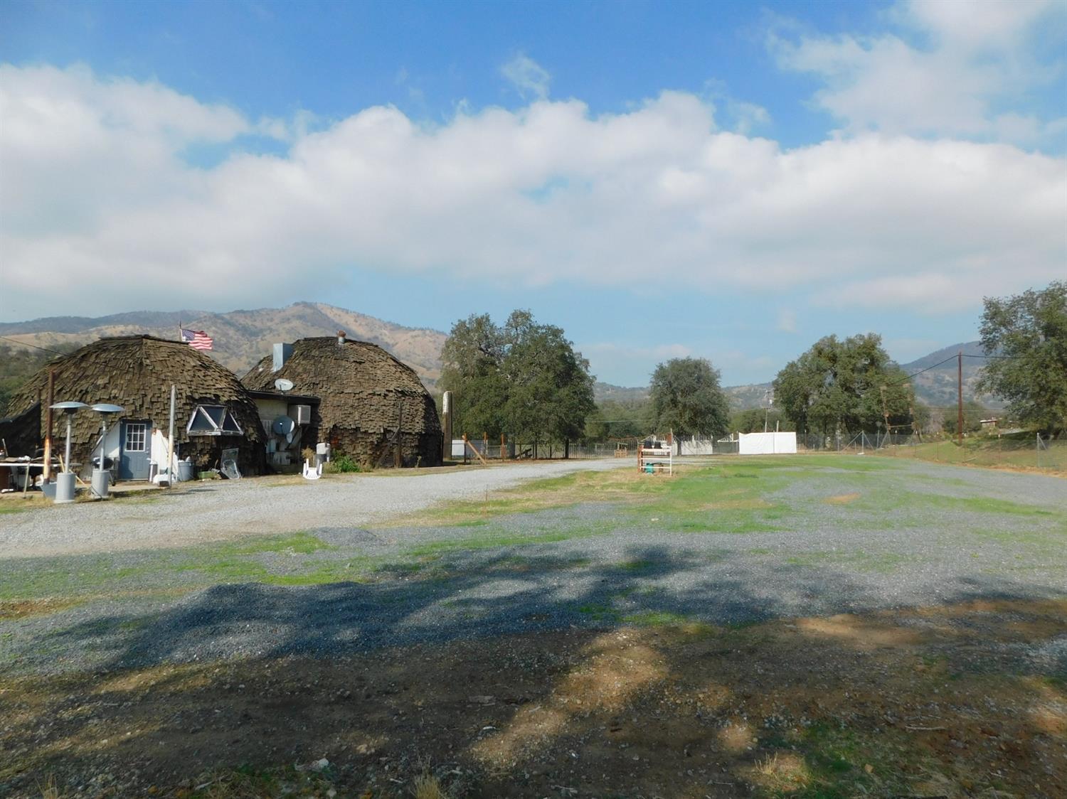 35625 E Kings Canyon Rd, Yokuts Valley, CA 93675