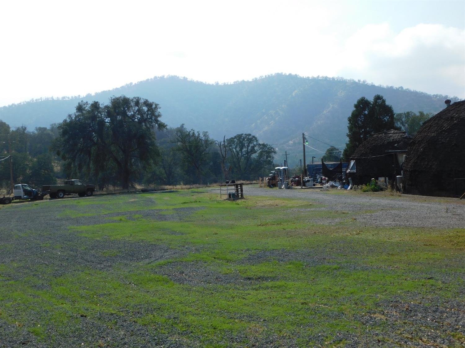 35625 E Kings Canyon Rd, Yokuts Valley, CA 93675