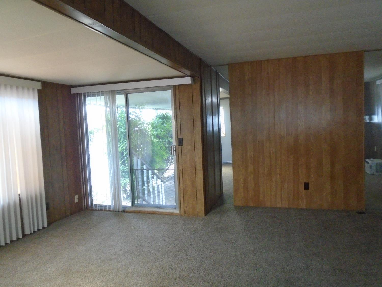 860 #117 E Grangeville Blvd #117, Hanford, CA 93230