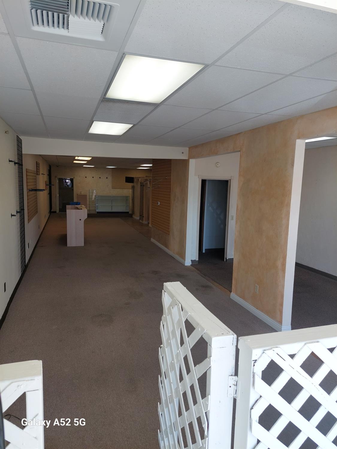 222 Robertson Blvd, Chowchilla, CA 93610