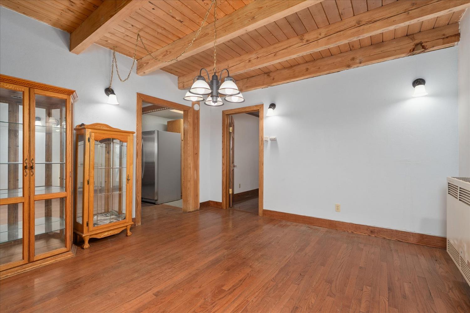 7226 Yosemite Park Way, Yosemite West, CA 95389