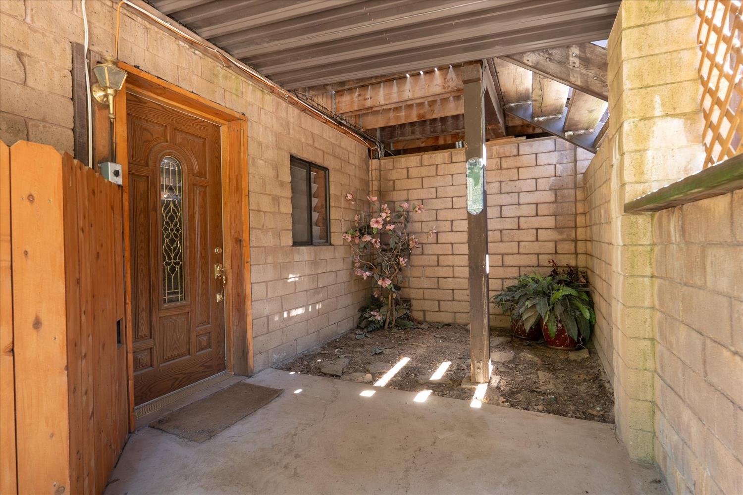 7226 Yosemite Park Way, Yosemite West, CA 95389