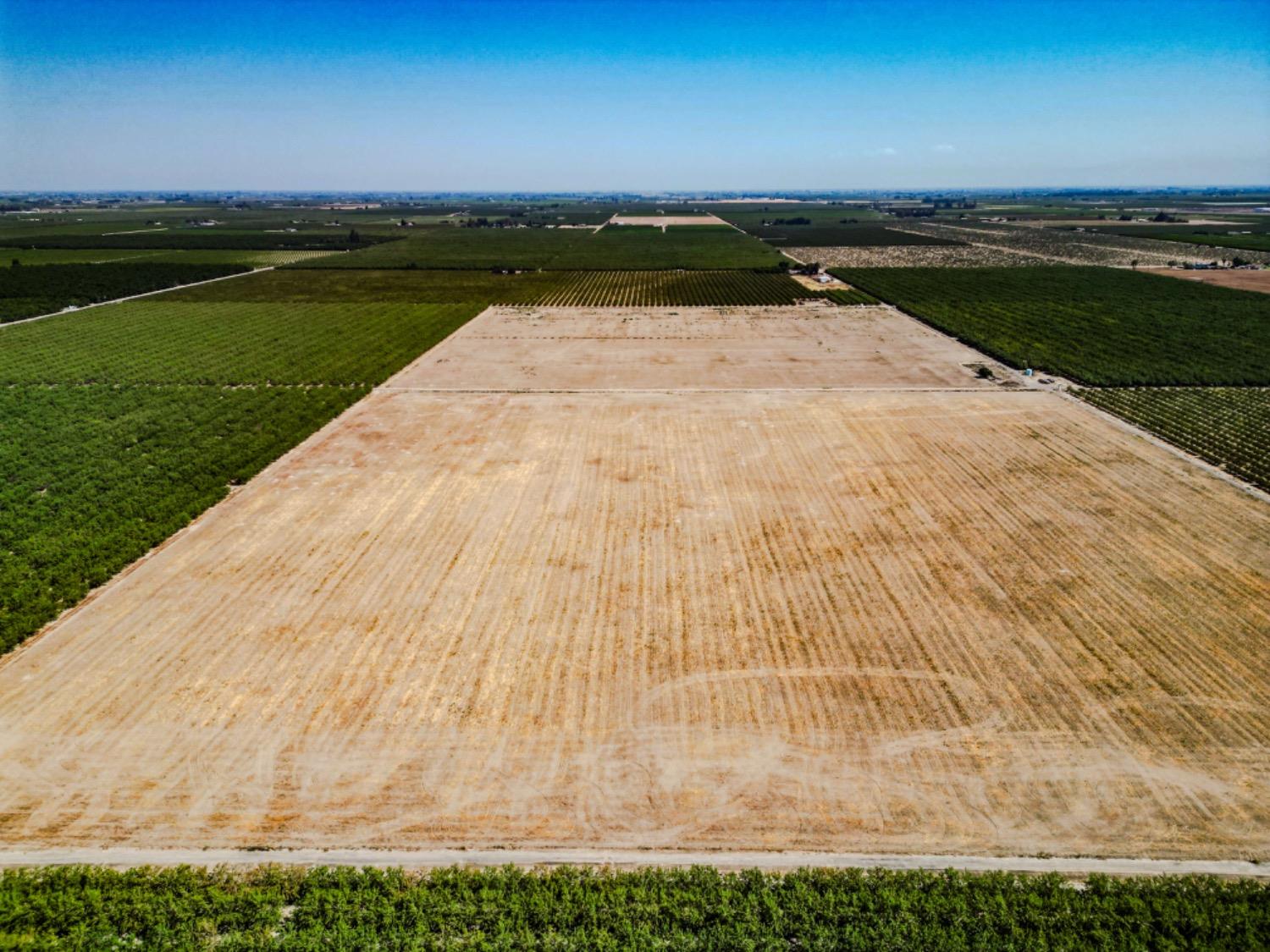 2457 E Clarkson Ave, Selma, CA 93662