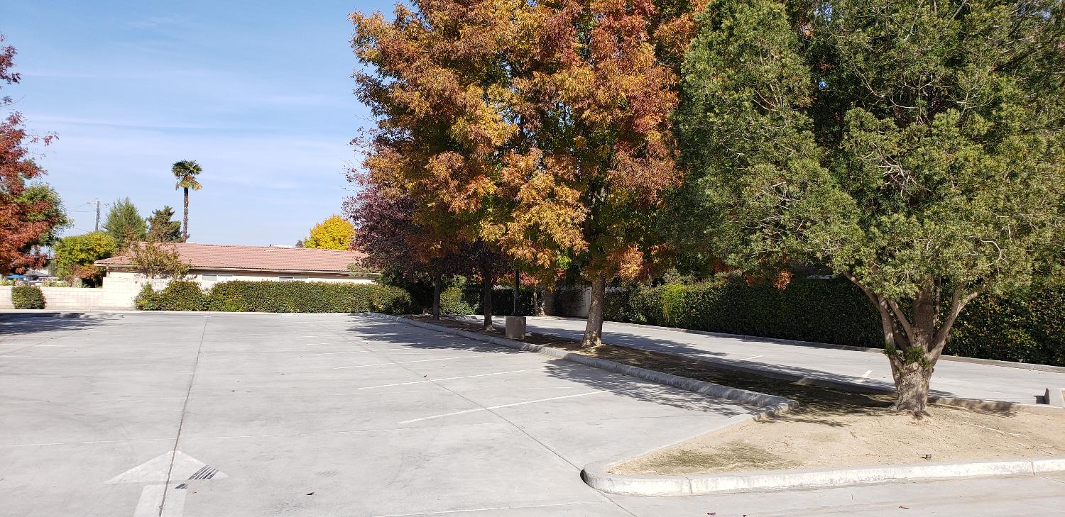 2531 Howard Rd, Madera, CA 93637