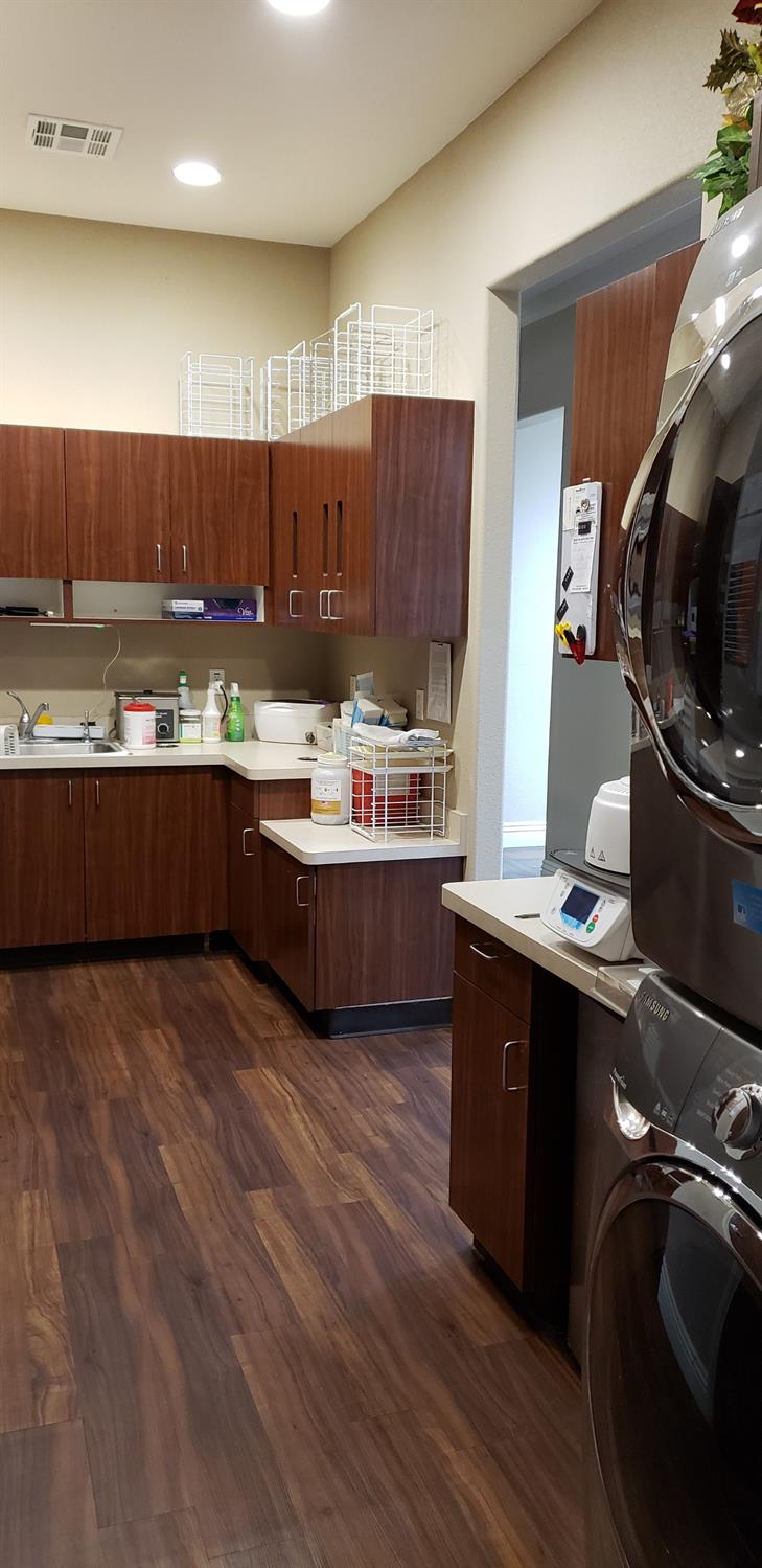 2531 Howard Rd, Madera, CA 93637