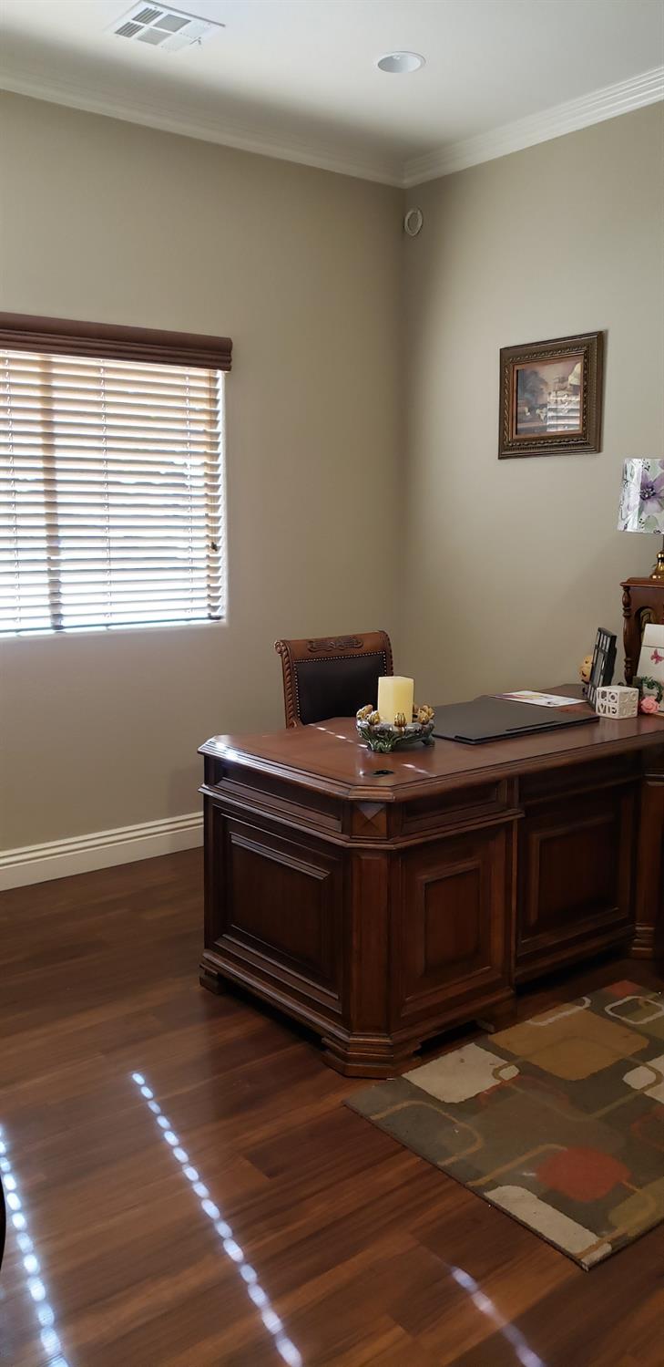 2531 Howard Rd, Madera, CA 93637