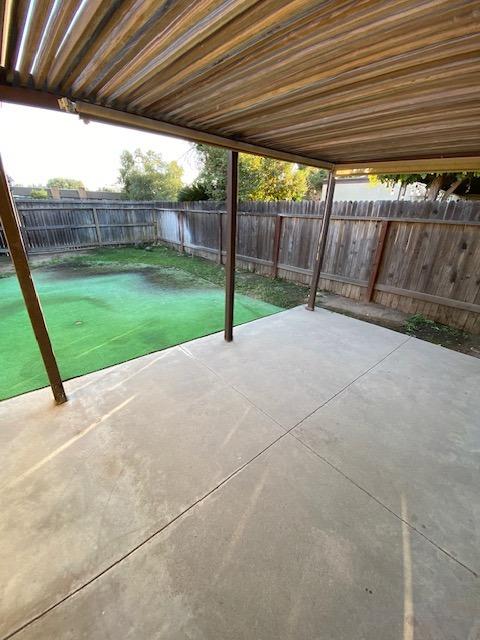 945 S Clovis Ave #V, Fresno, CA 93727