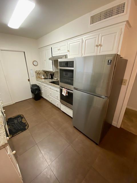 945 S Clovis Ave #V, Fresno, CA 93727