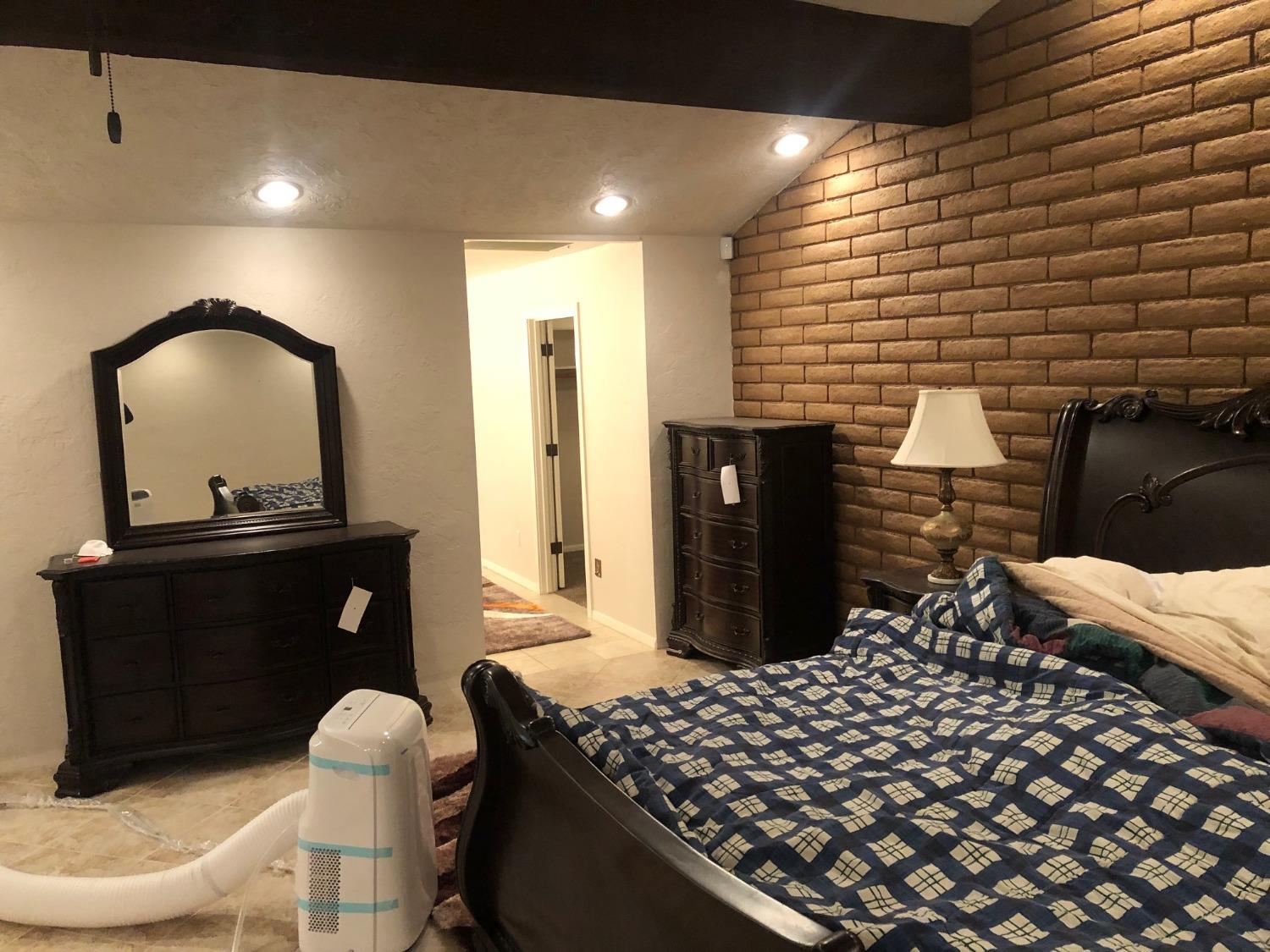 5478 E Butler Ave, Fresno, CA 93727