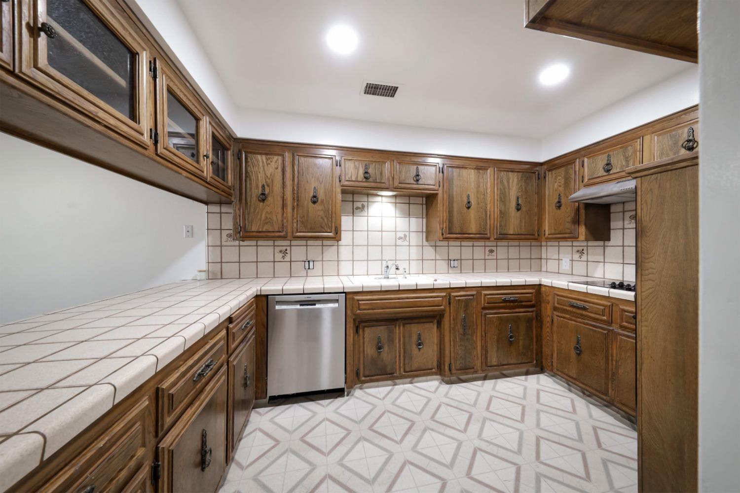 4200 Boise St Unit St #3B, Bakersfield, CA 93306