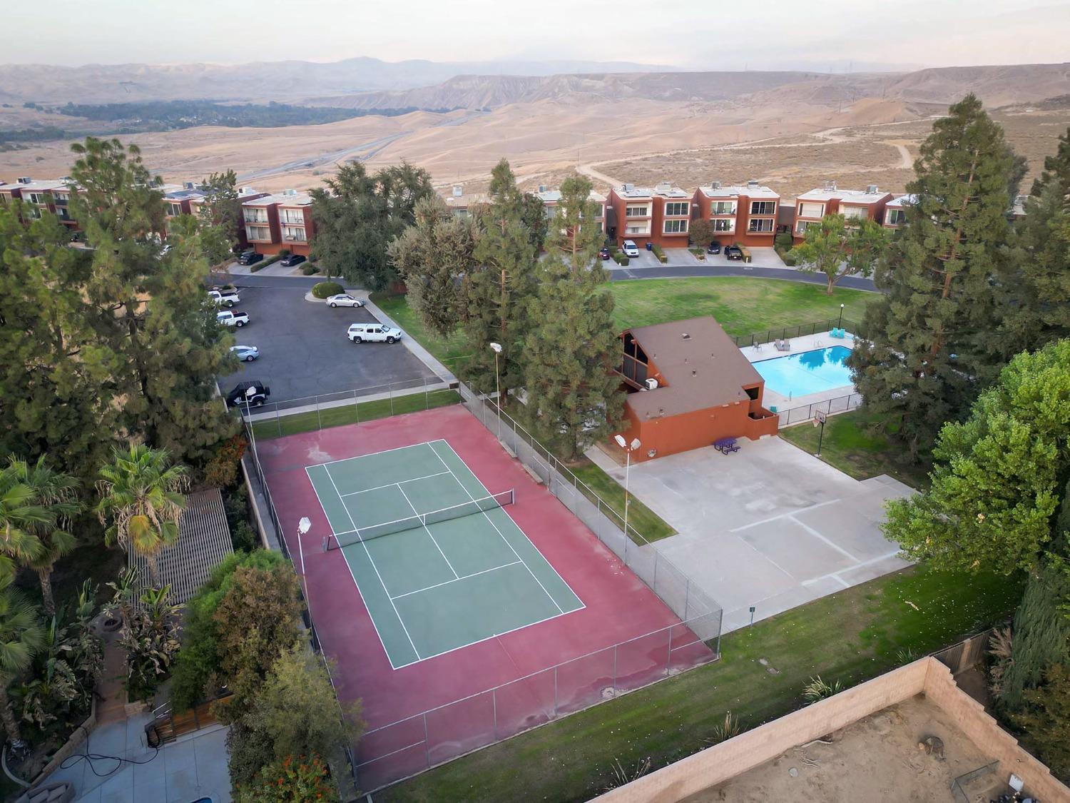 4200 Boise St Unit St #3B, Bakersfield, CA 93306