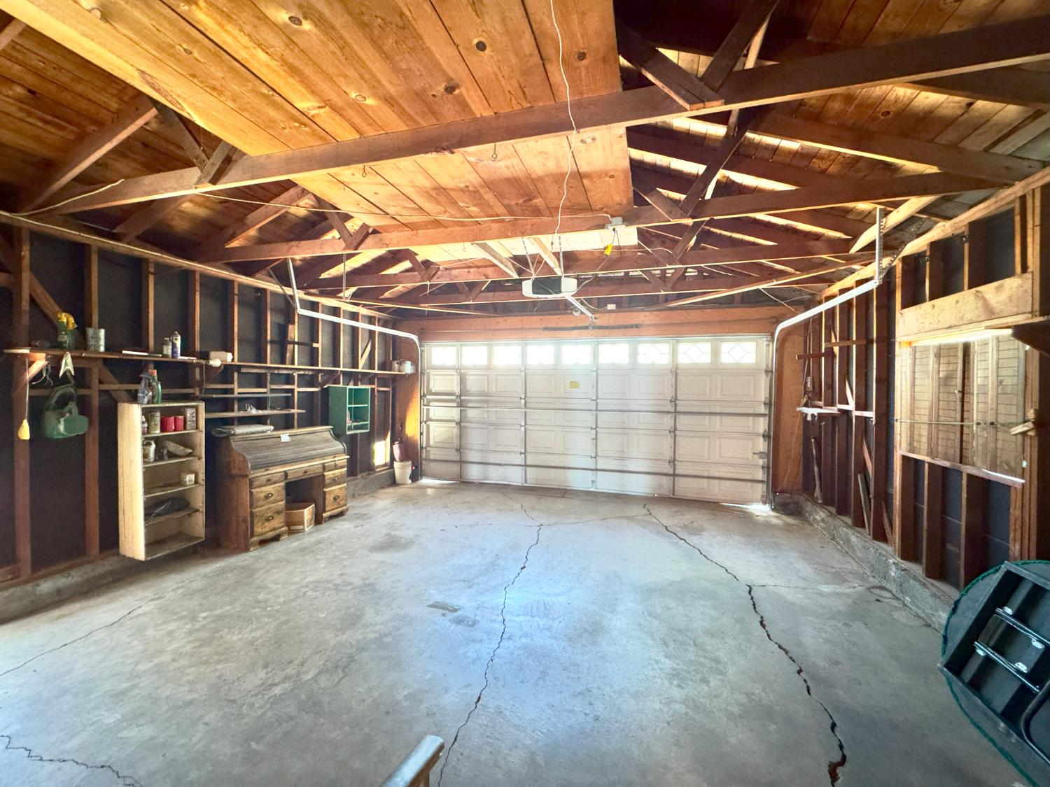 1041 Golden Gate Ave, Dos Palos, CA 93620