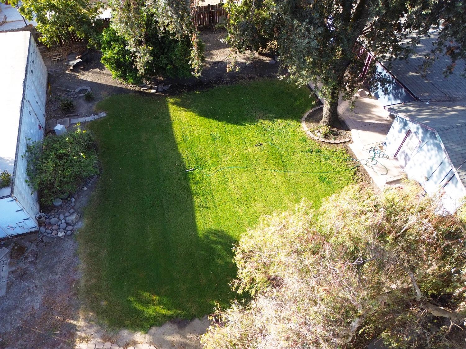 1041 Golden Gate Ave, Dos Palos, CA 93620