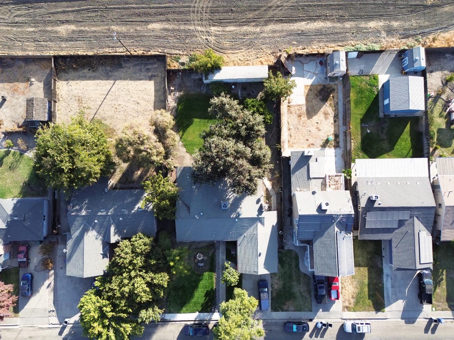 1041 Golden Gate Ave, Dos Palos, CA 93620