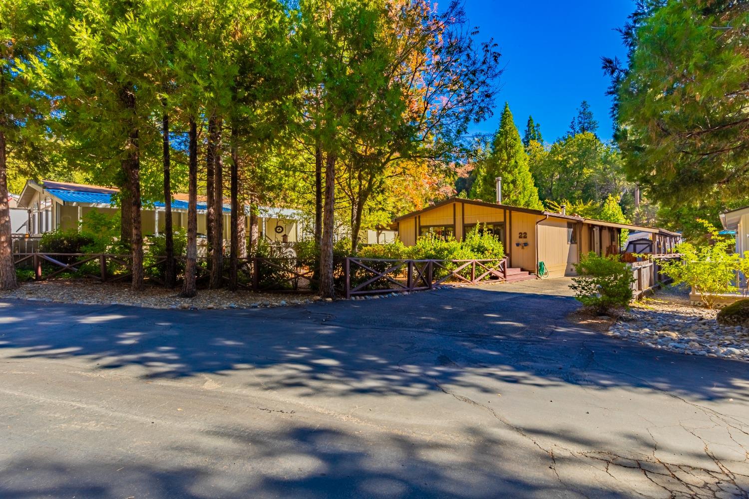 39737 Road 274 #22, Bass Lake, CA 93604