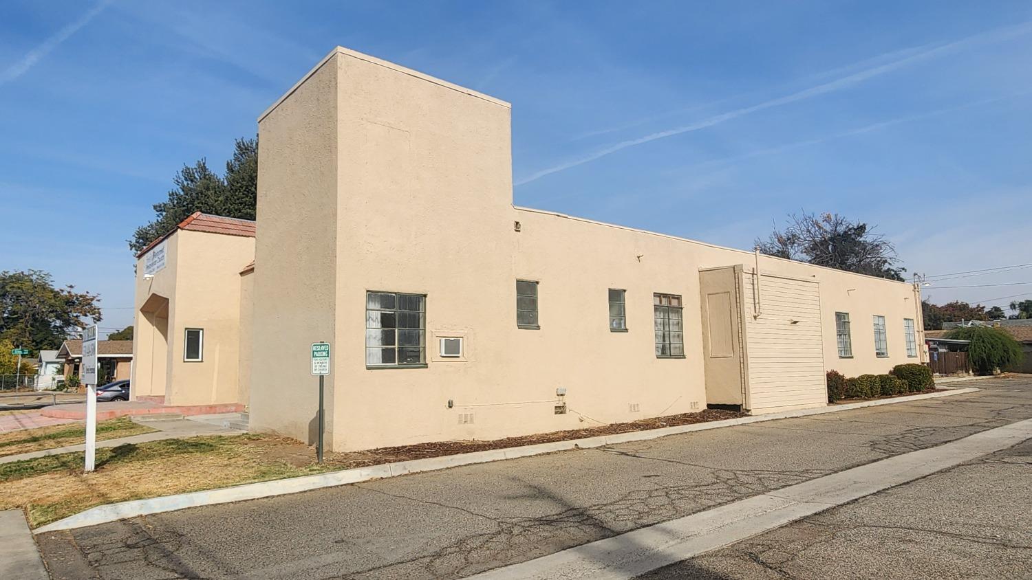 398 N Maple Ave, Fresno, CA 93702