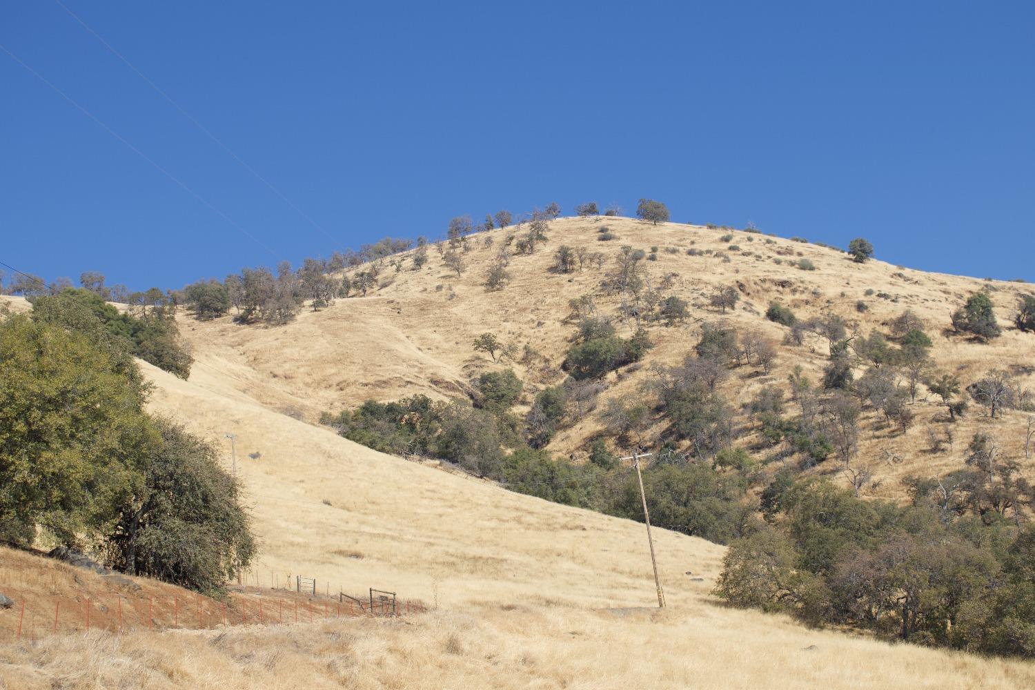 0 0 Crane Ln, Yokuts Valley, CA 93675