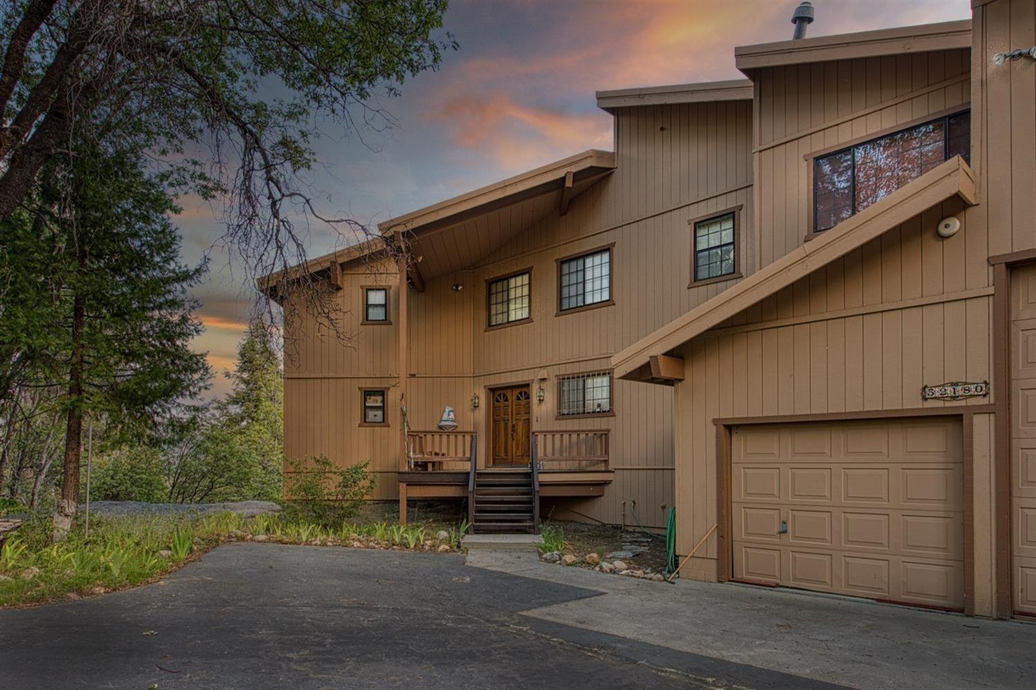 52180 Chahlip Ln, Shaver Lake, CA 93664