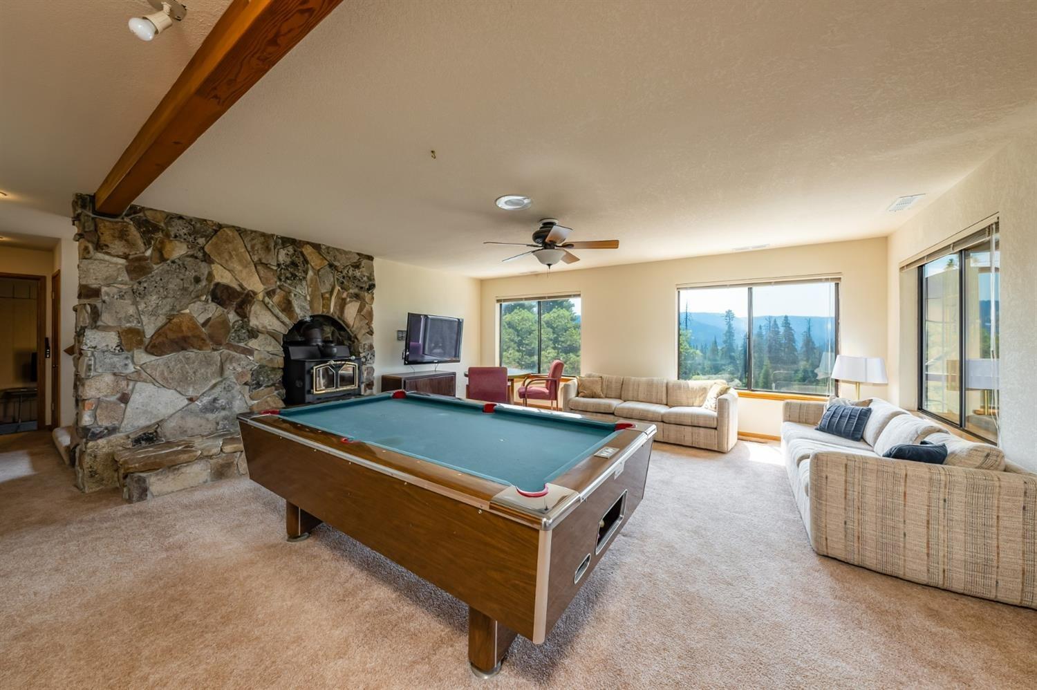 52180 Chahlip Ln, Shaver Lake, CA 93664